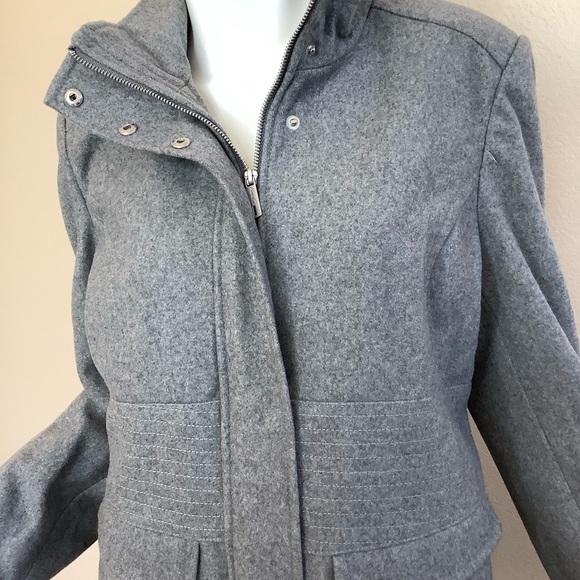 Kenneth Cole Women's Gray Coat NWT - Picture 11 of 11
